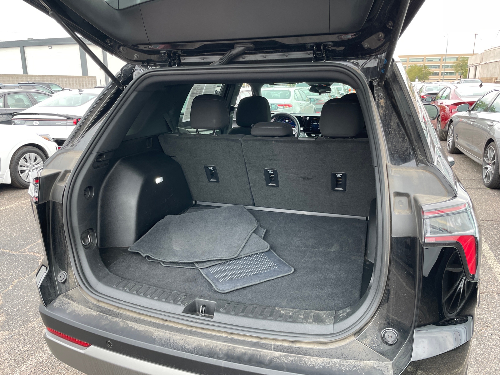 Thumbnail: 2025 Chevrolet Equinox - 6