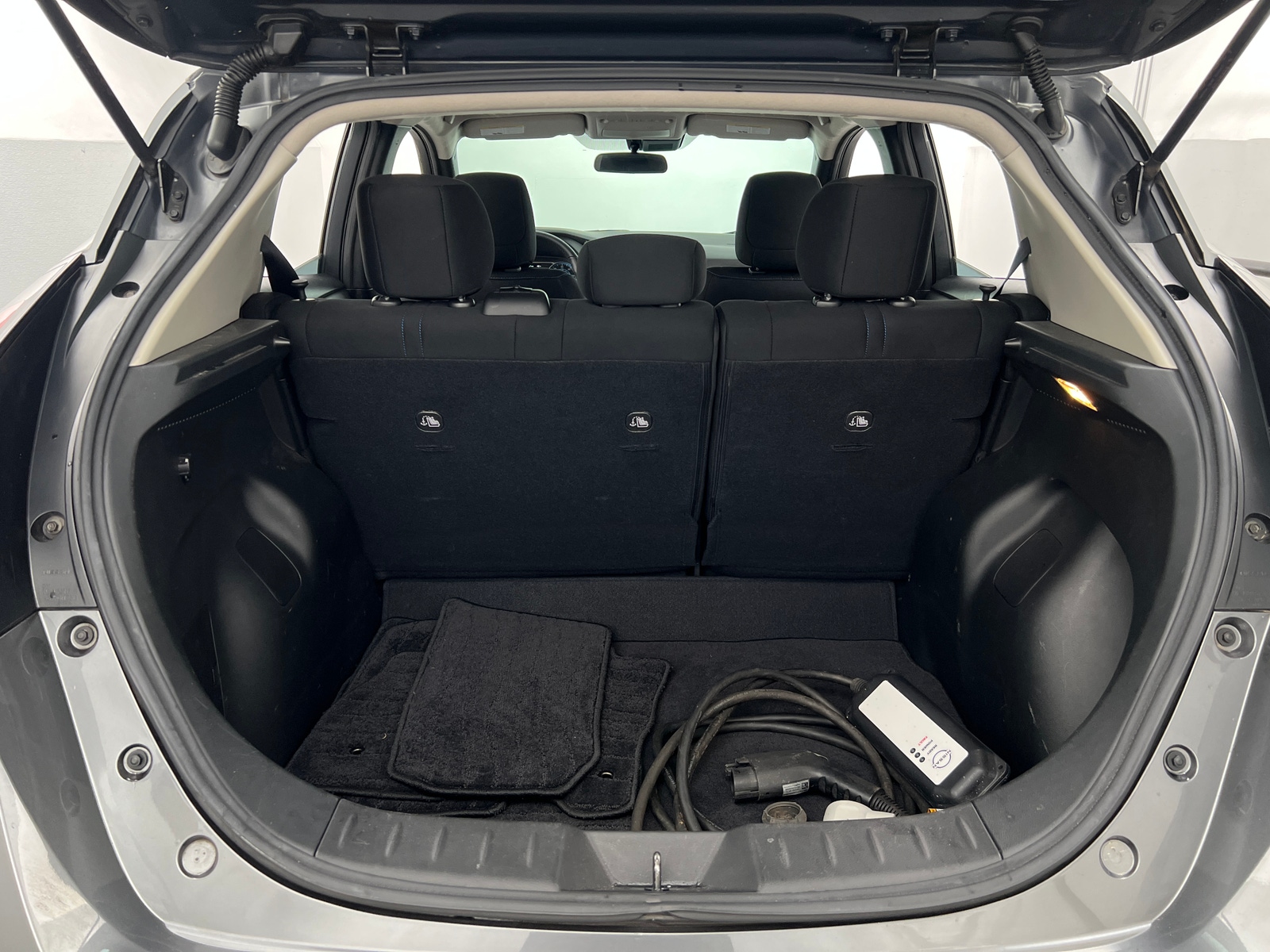 Thumbnail: 2022 Nissan Leaf - 7