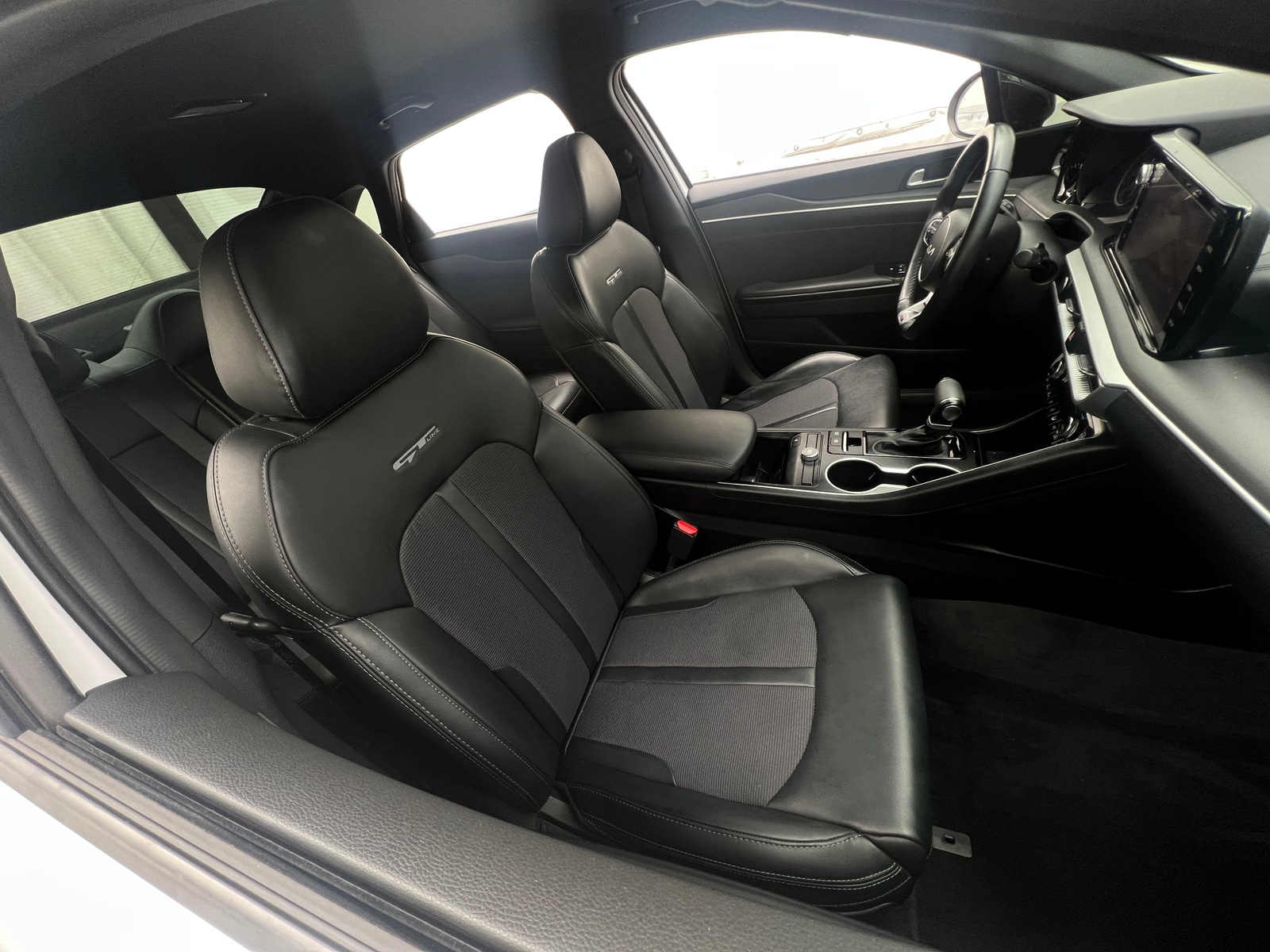 Thumbnail: 2022 Kia K5 - 2