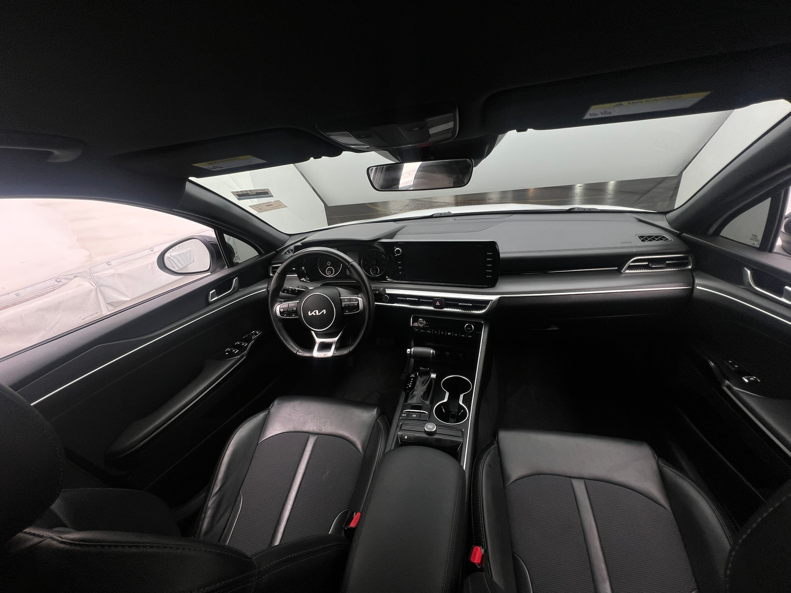 Thumbnail: 2022 Kia K5 - 3