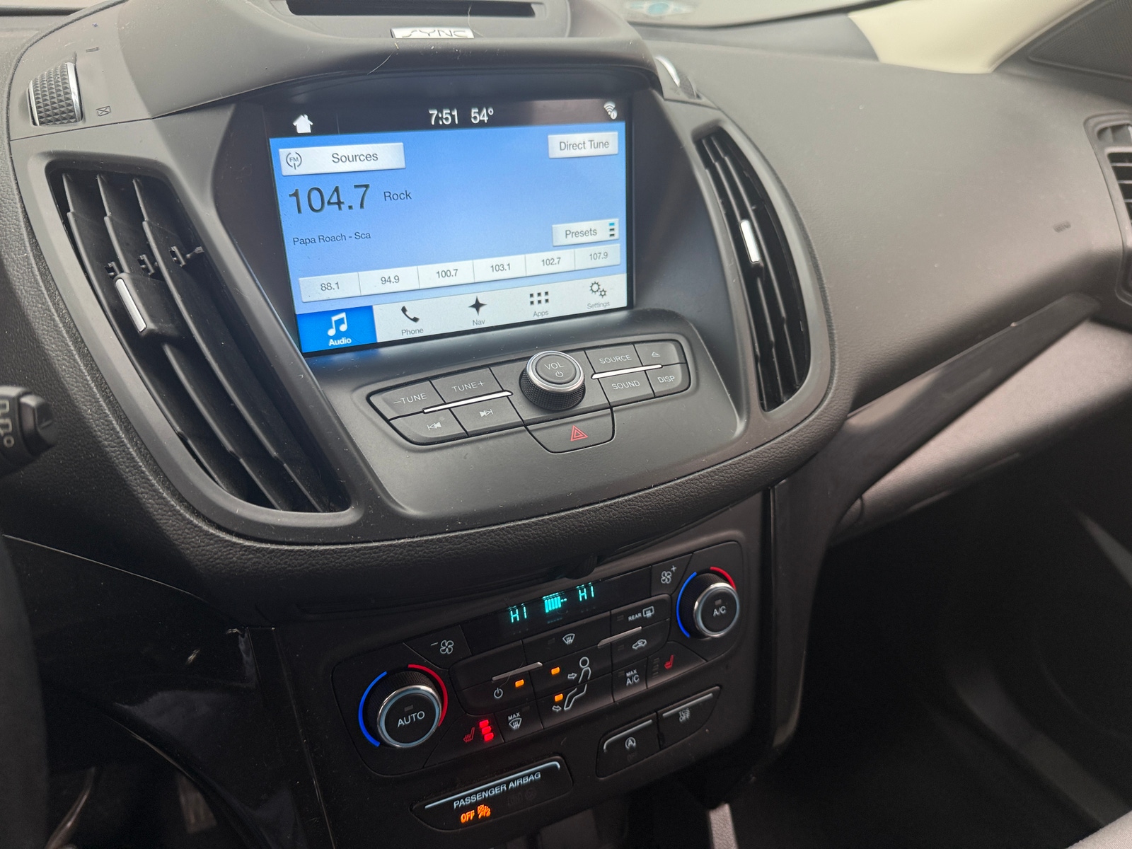 Thumbnail: 2017 Ford Escape - 3