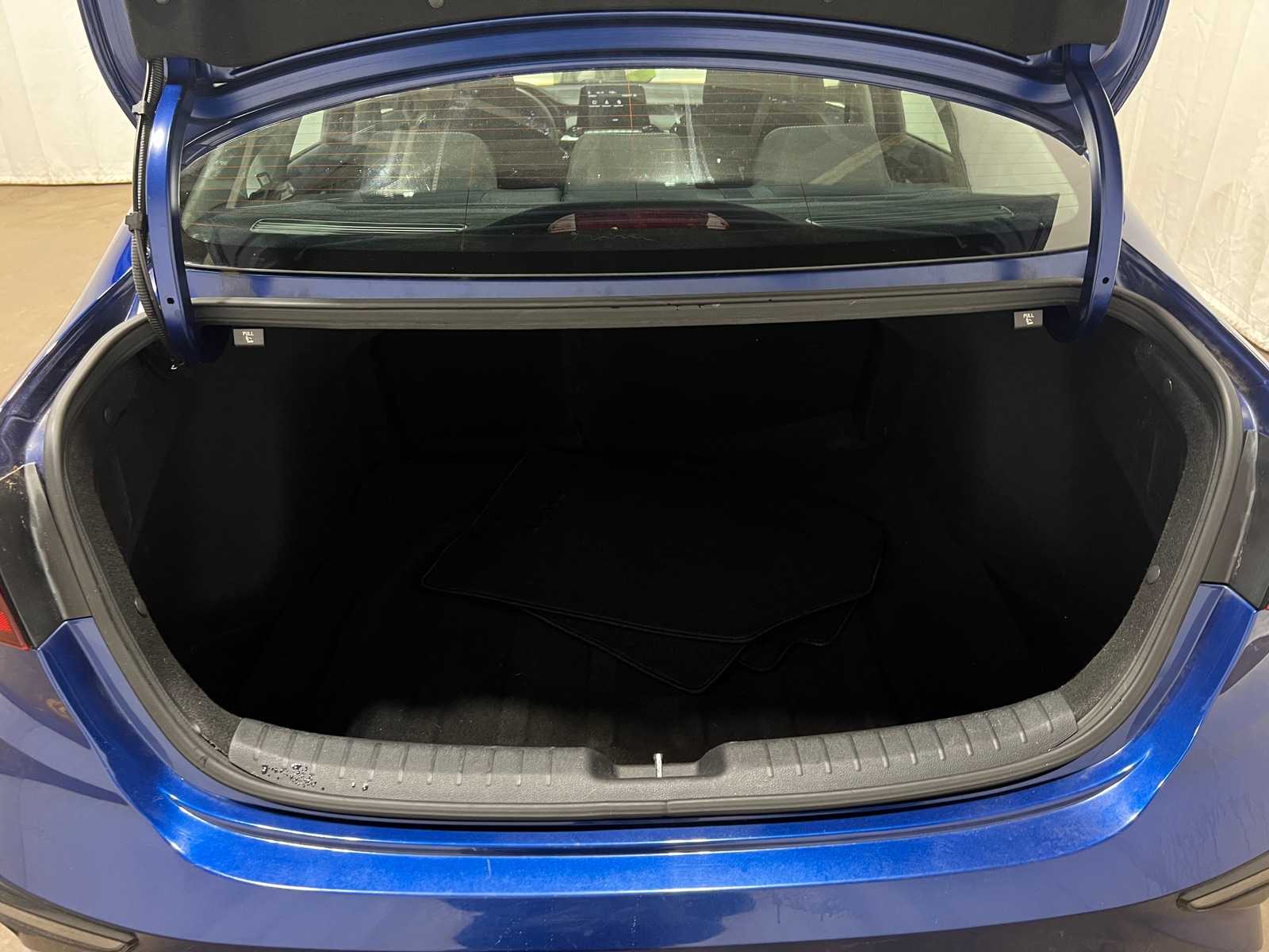 Thumbnail: 2019 Kia Forte - 7