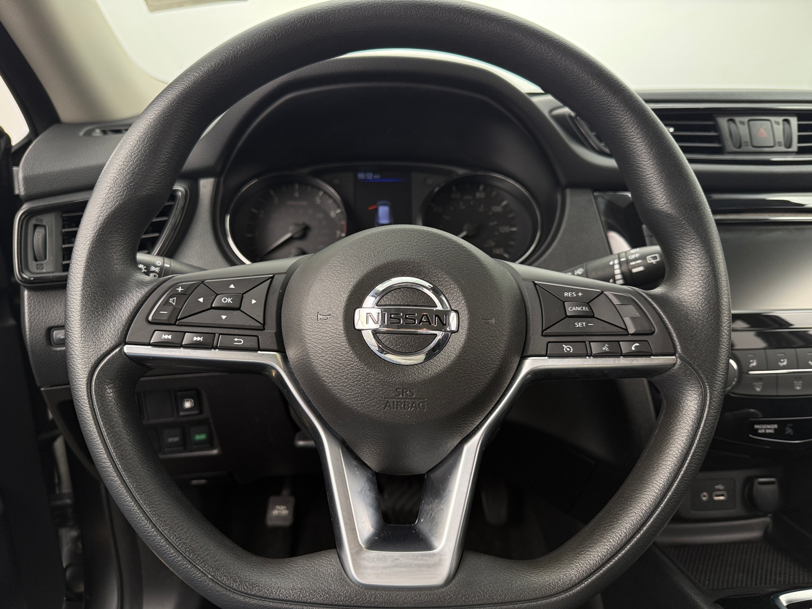 Thumbnail: 2020 Nissan Rogue - 5