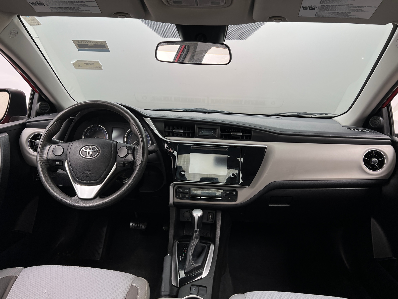 Thumbnail: 2018 Toyota Corolla - 3