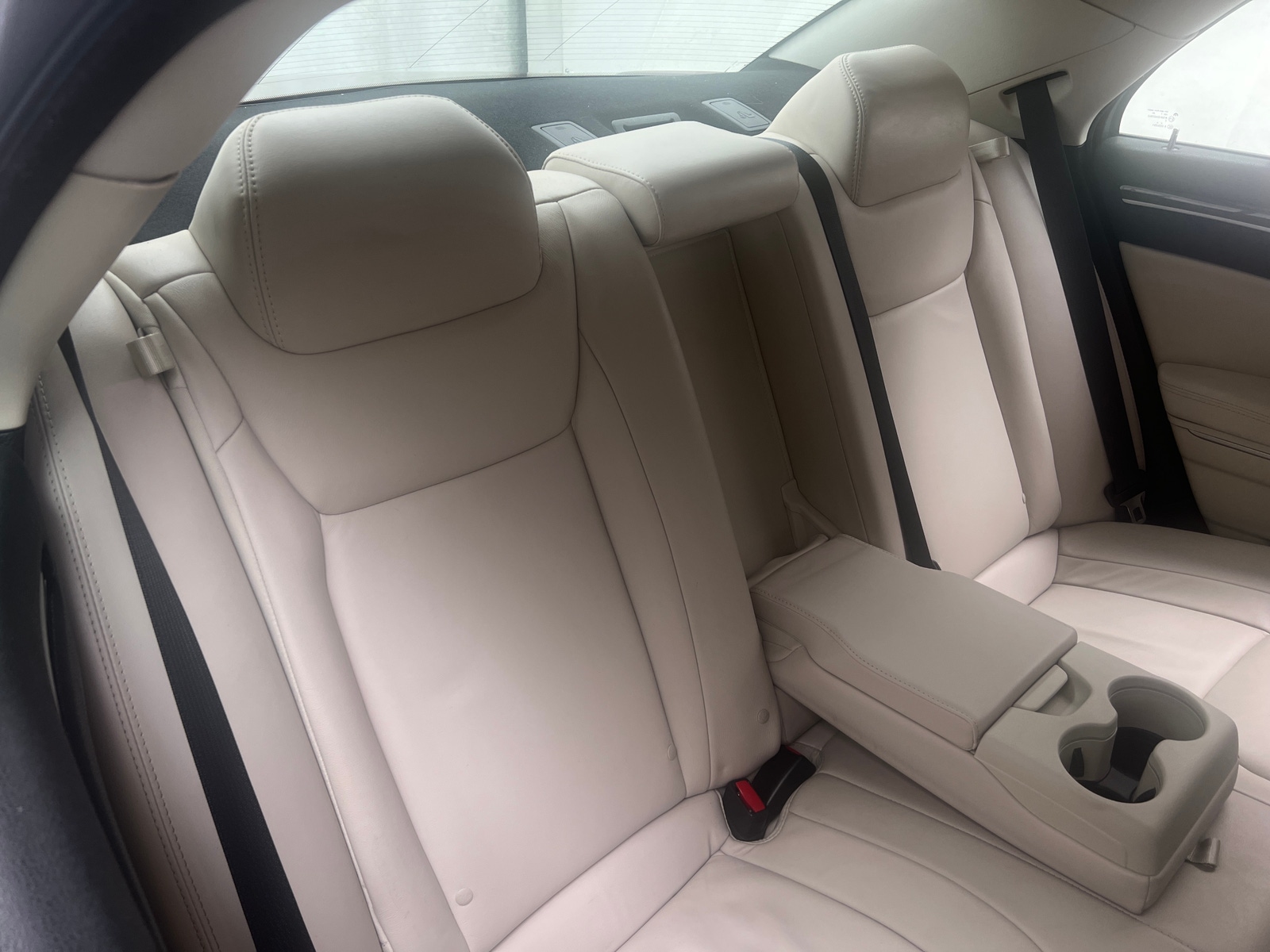 Thumbnail: 2018 Chrysler 300 - 5