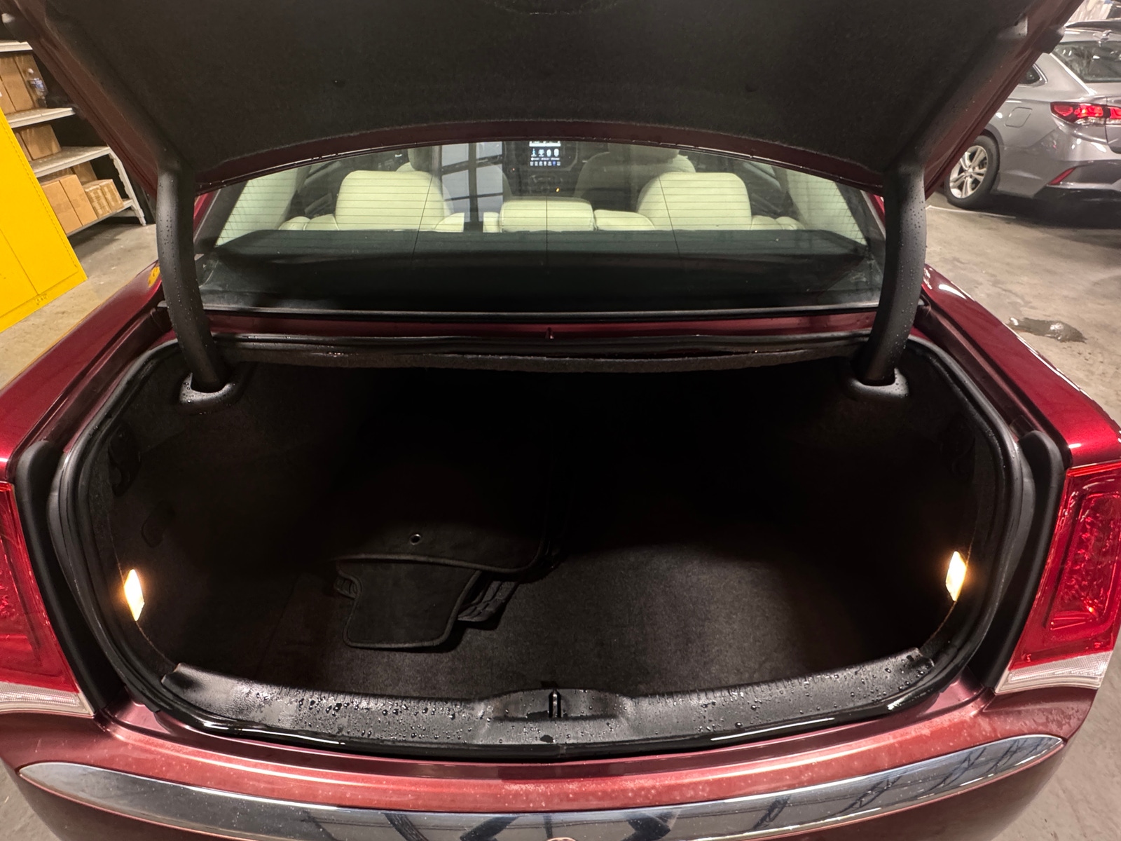 Thumbnail: 2018 Chrysler 300 - 6