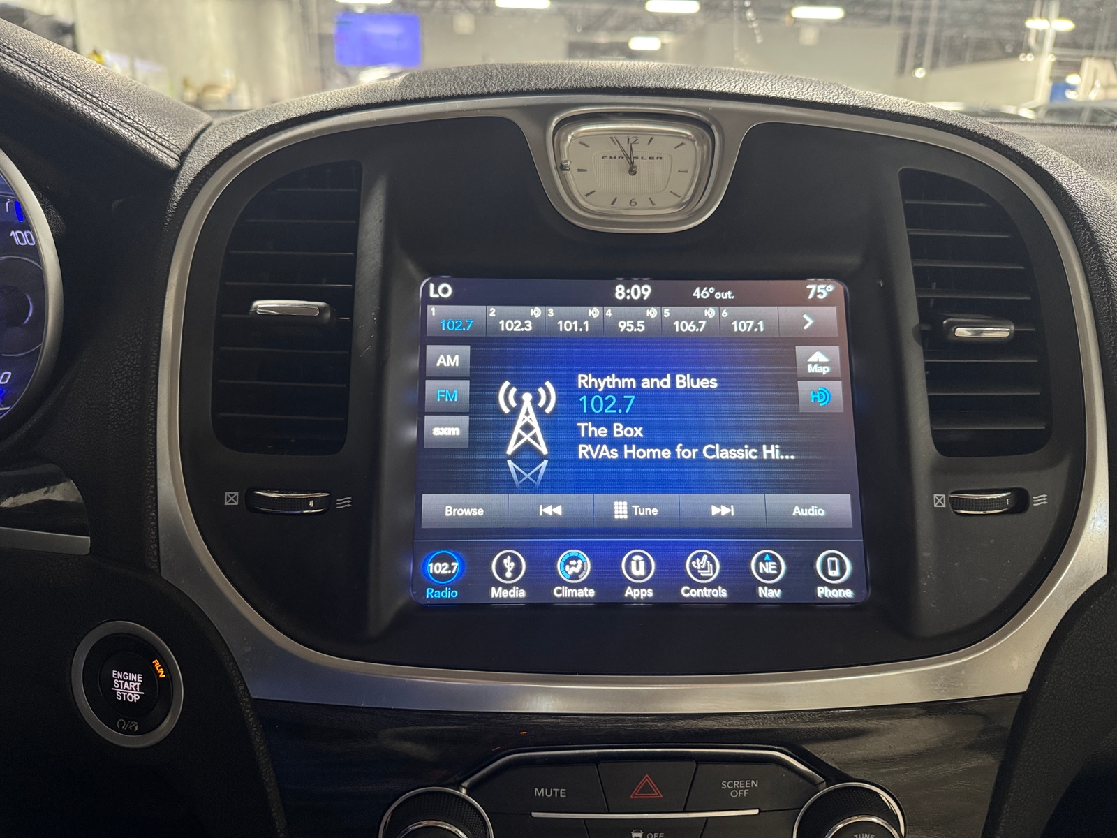 Thumbnail: 2018 Chrysler 300 - 3