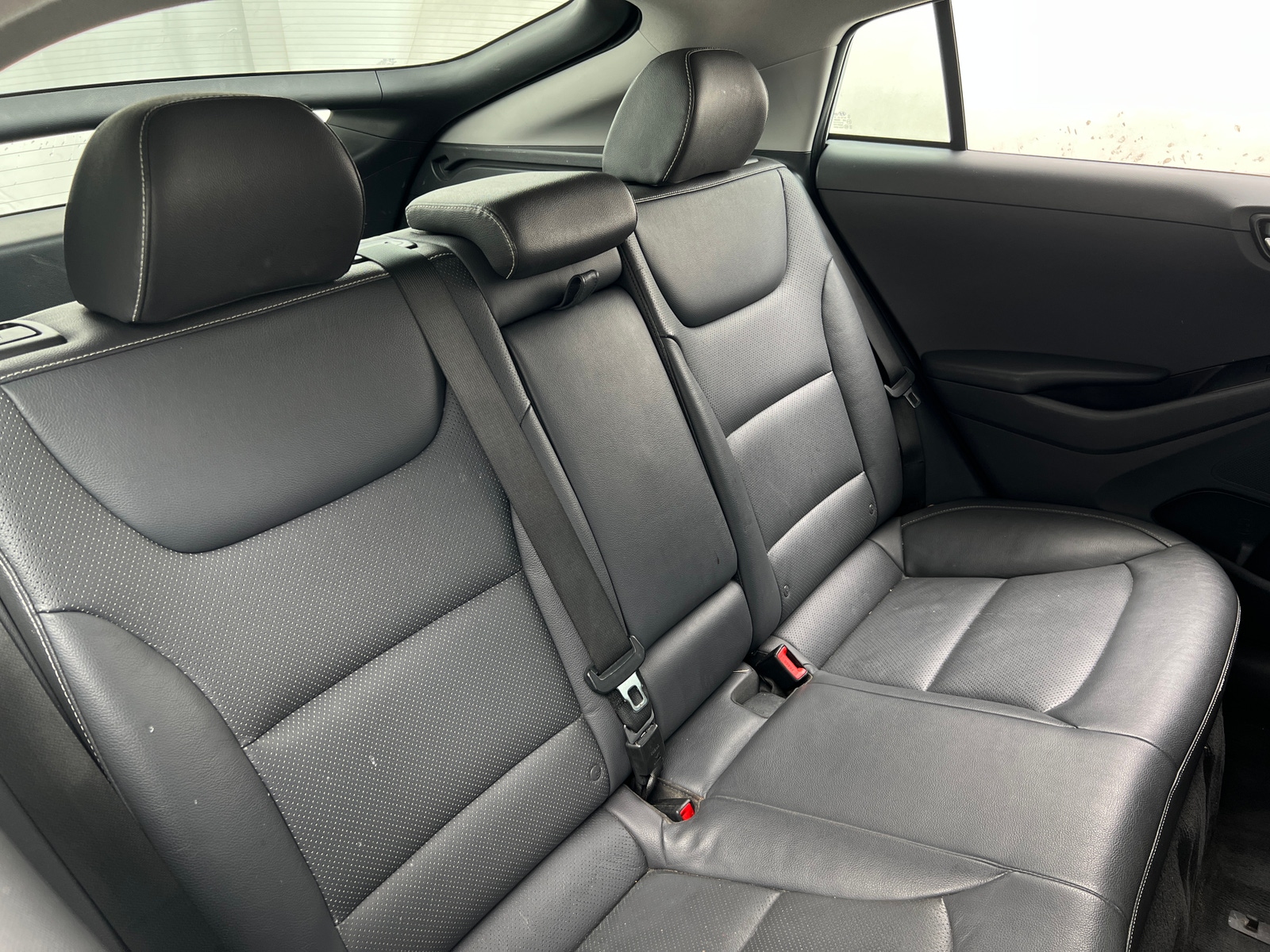 Thumbnail: 2017 Hyundai Ioniq - 5