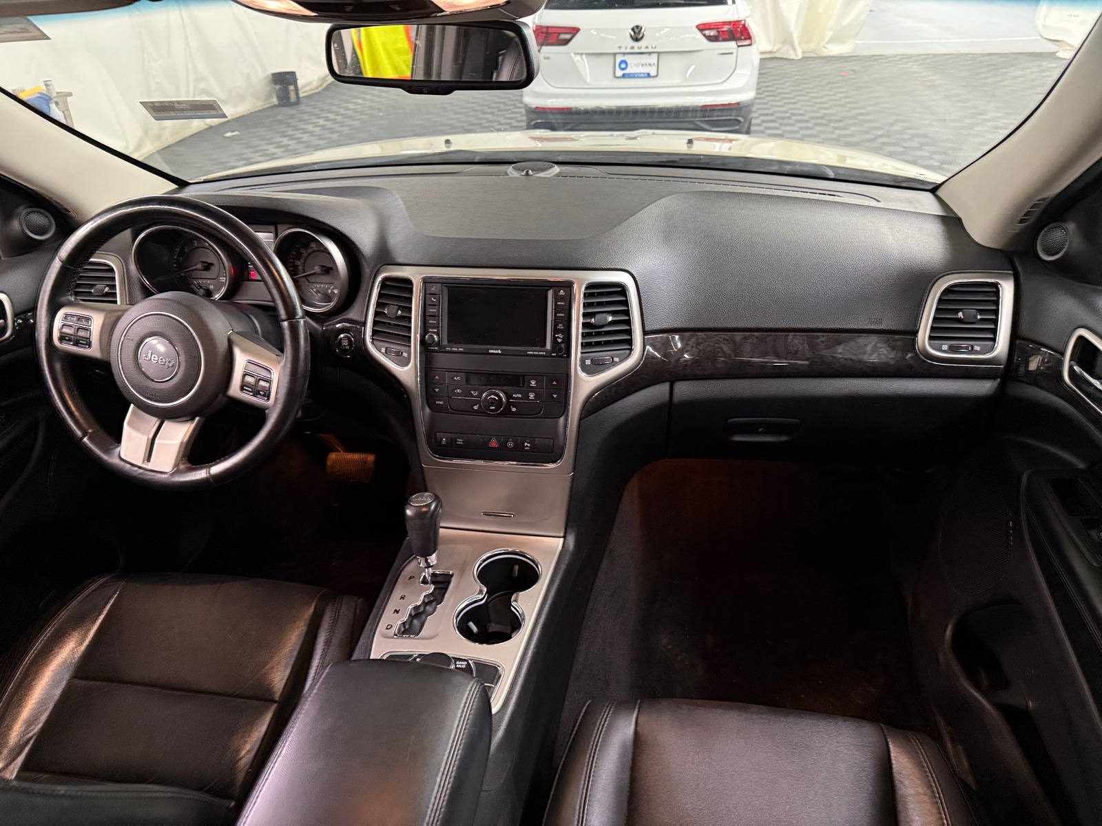 Thumbnail: 2011 Jeep Grand Cherokee - 2