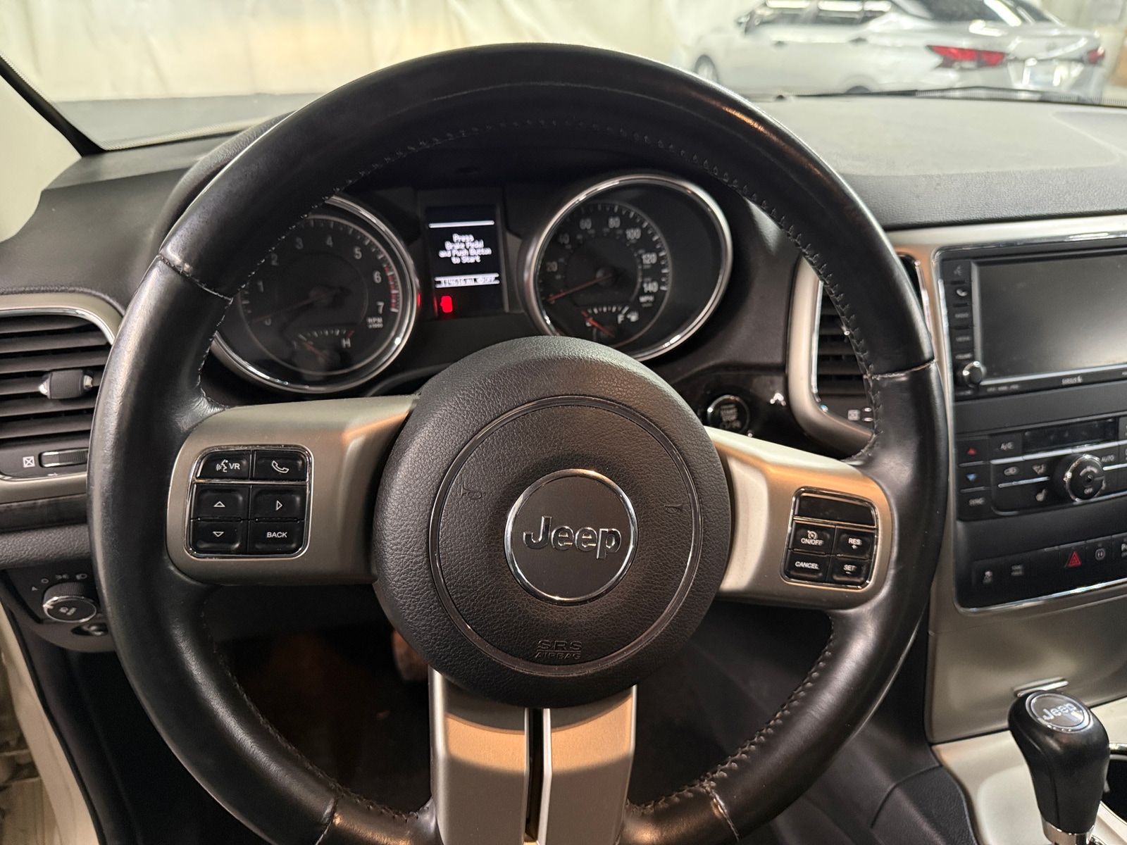 Thumbnail: 2011 Jeep Grand Cherokee - 4