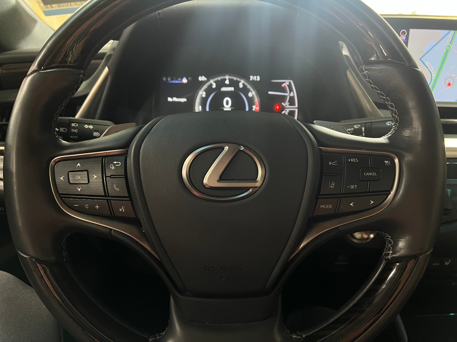 Thumbnail: 2019 Lexus ES - 5