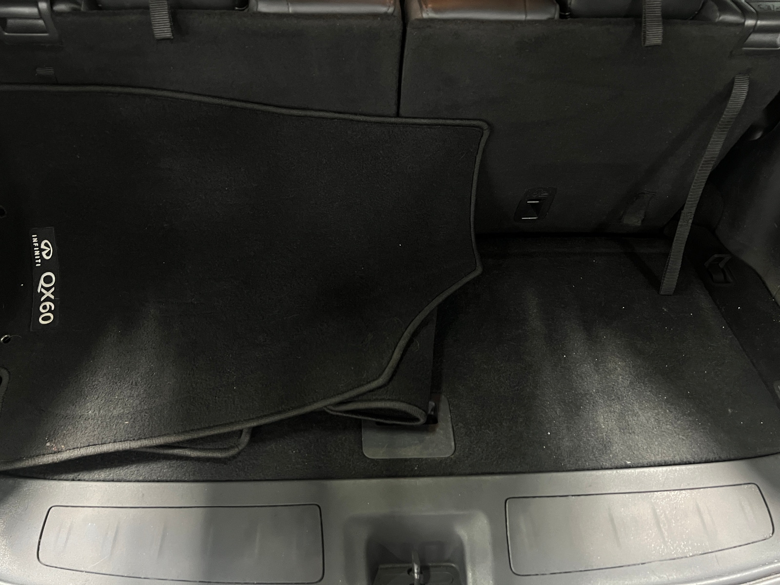 Thumbnail: 2020 INFINITI QX60 - 6