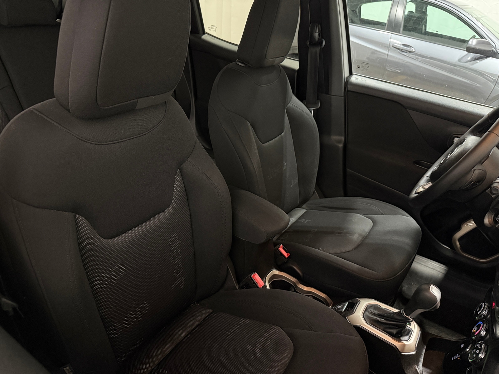 Thumbnail: 2017 Jeep Renegade - 2