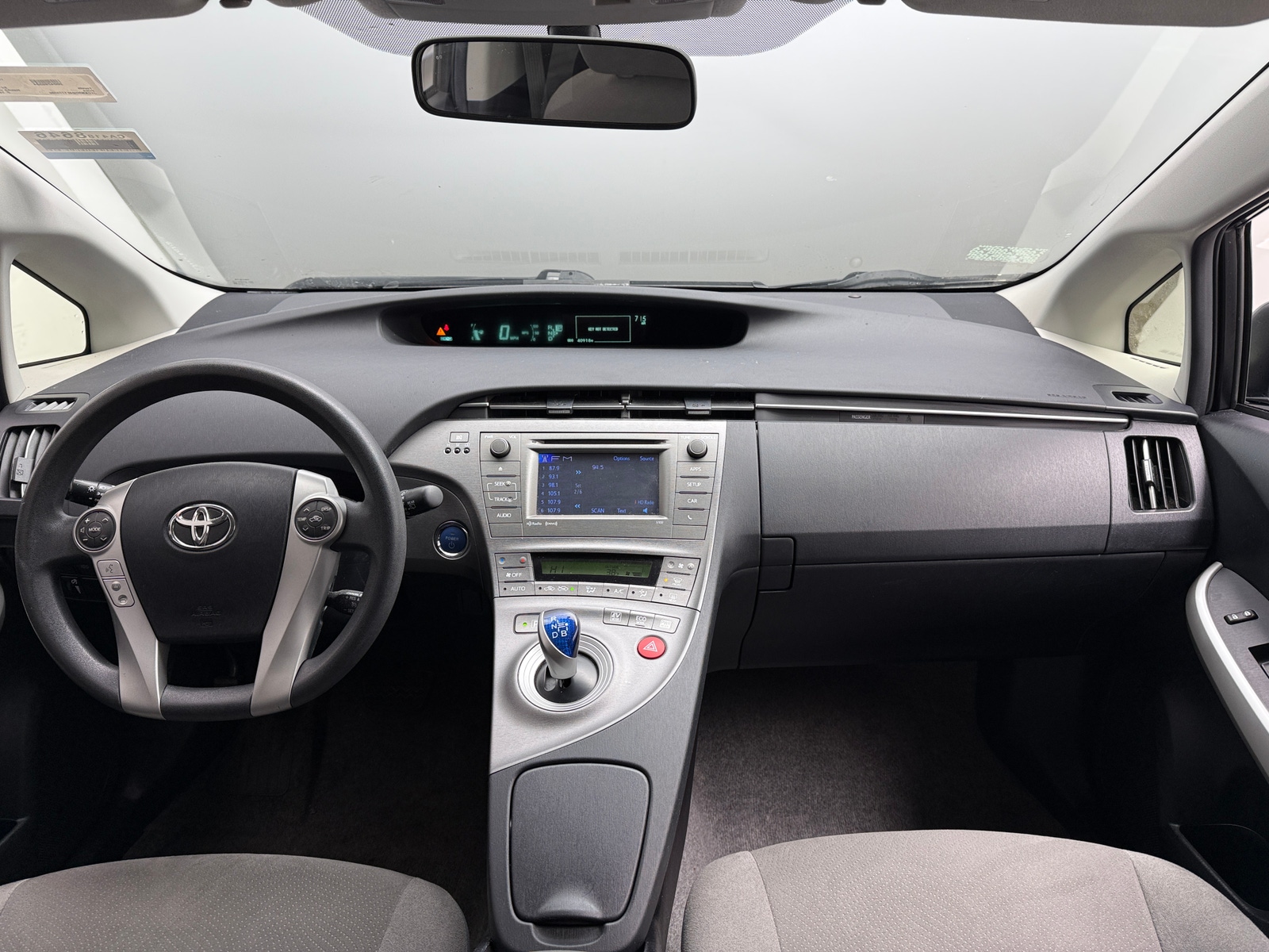 Thumbnail: 2014 Toyota Prius - 3