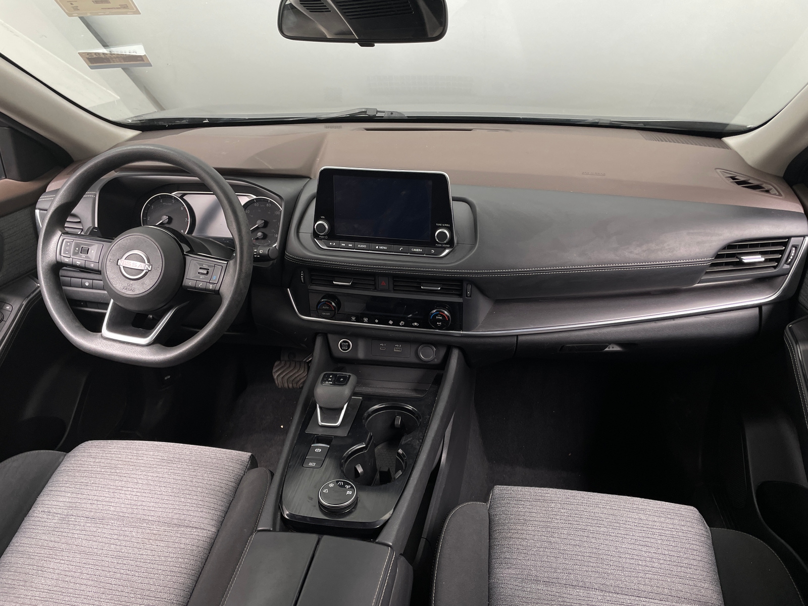 Thumbnail: 2023 Nissan Rogue - 3