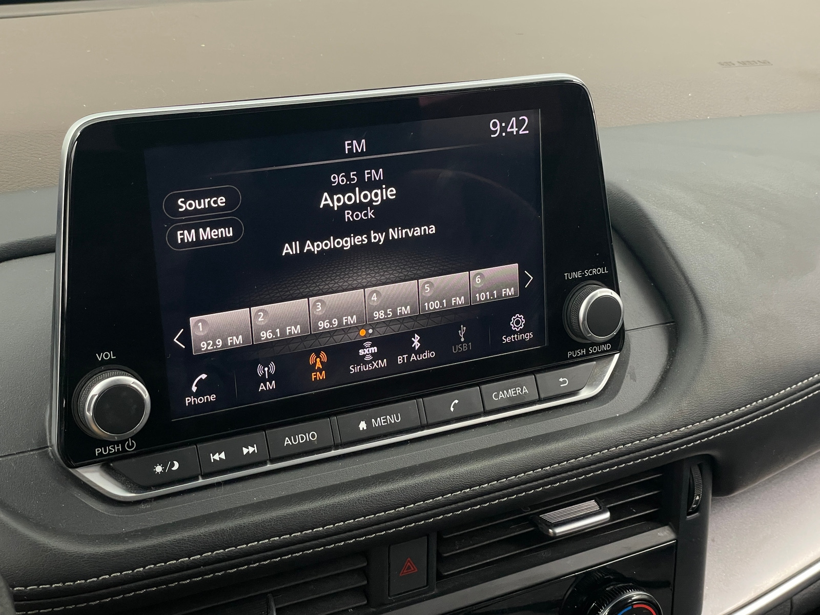 Thumbnail: 2023 Nissan Rogue - 4