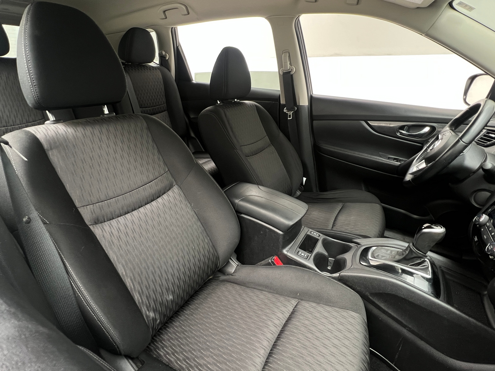 Thumbnail: 2020 Nissan Rogue - 2