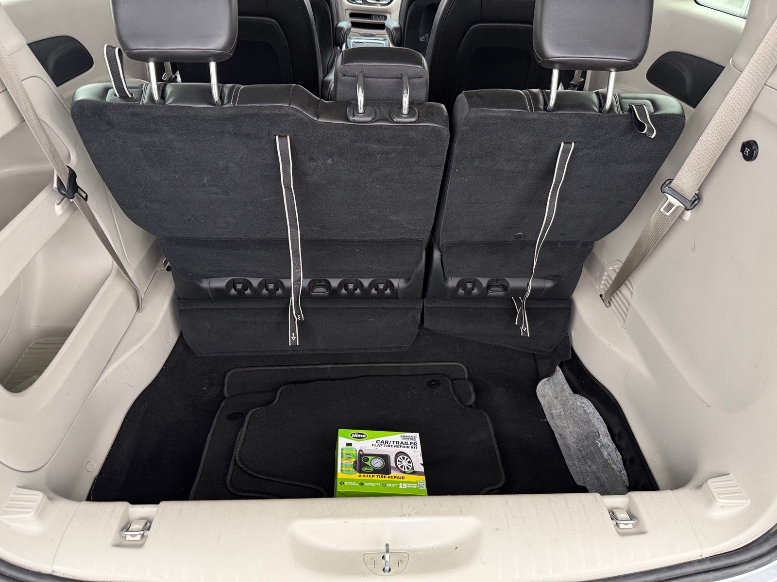 Thumbnail: 2024 Chrysler Pacifica - 6