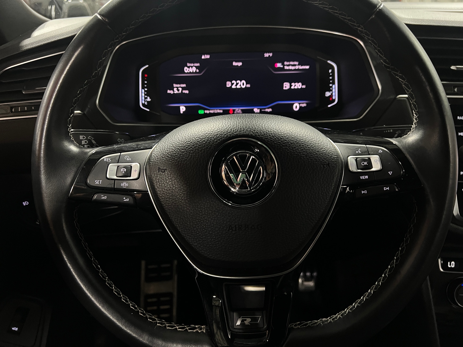 Thumbnail: 2019 Volkswagen Tiguan - 4