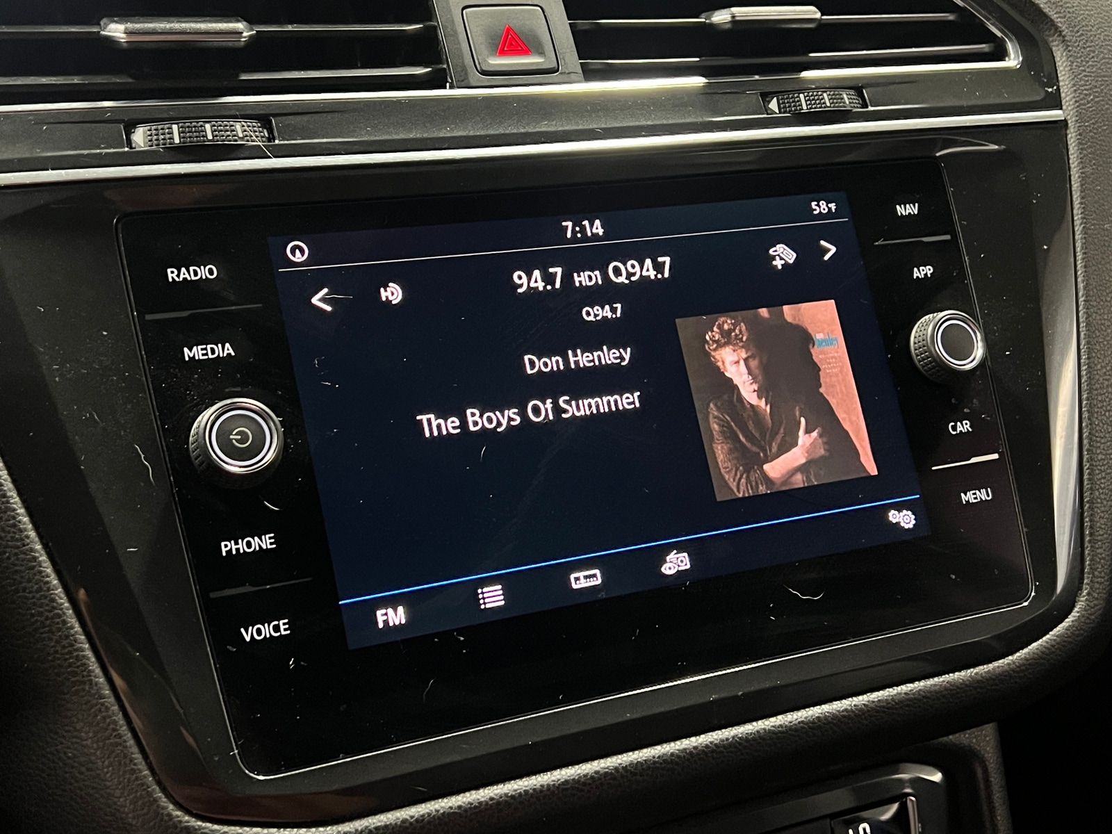 Thumbnail: 2019 Volkswagen Tiguan - 3