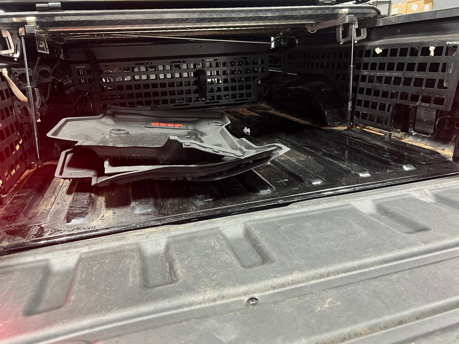 Thumbnail: 2021 Jeep Gladiator - 7