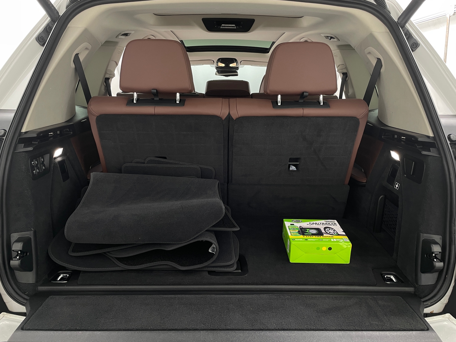 Thumbnail: 2023 BMW X7 - 6