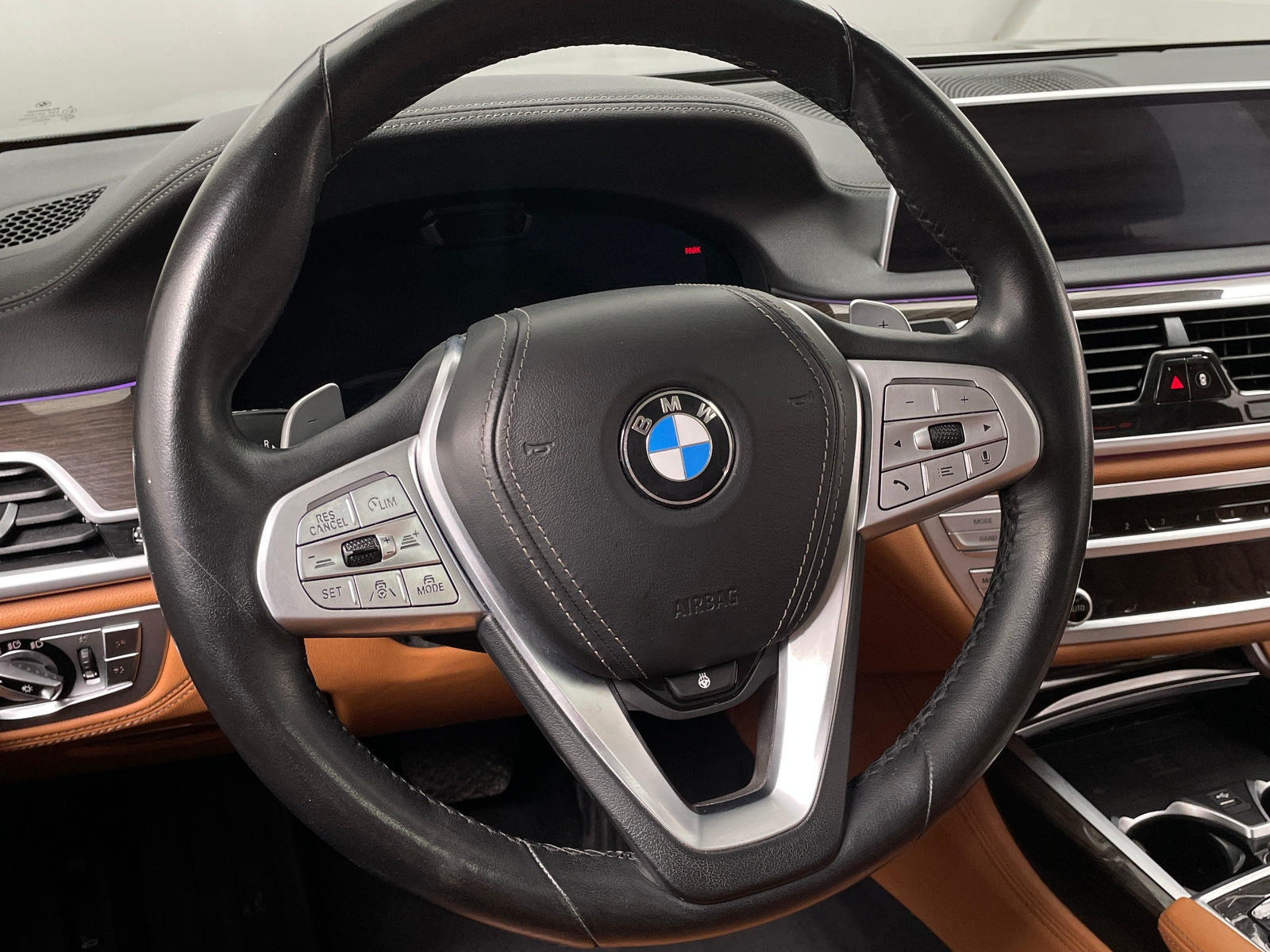 Thumbnail: 2021 BMW 7 Series - 4