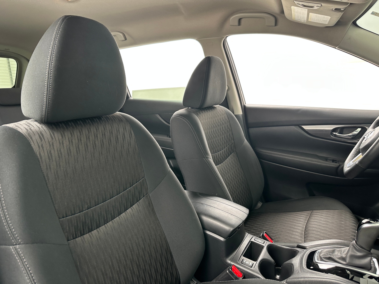 Thumbnail: 2019 Nissan Rogue - 2