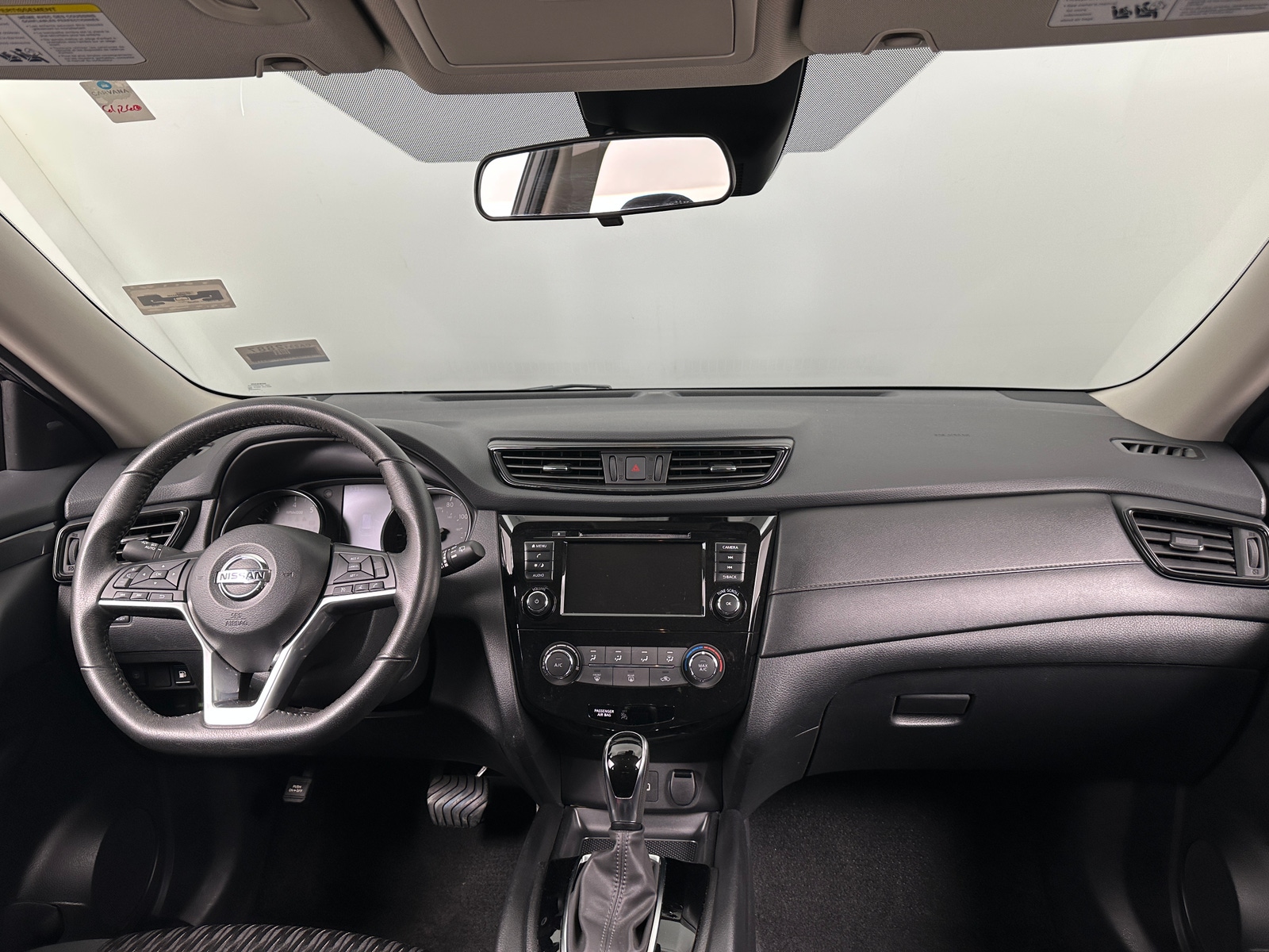 Thumbnail: 2019 Nissan Rogue - 3