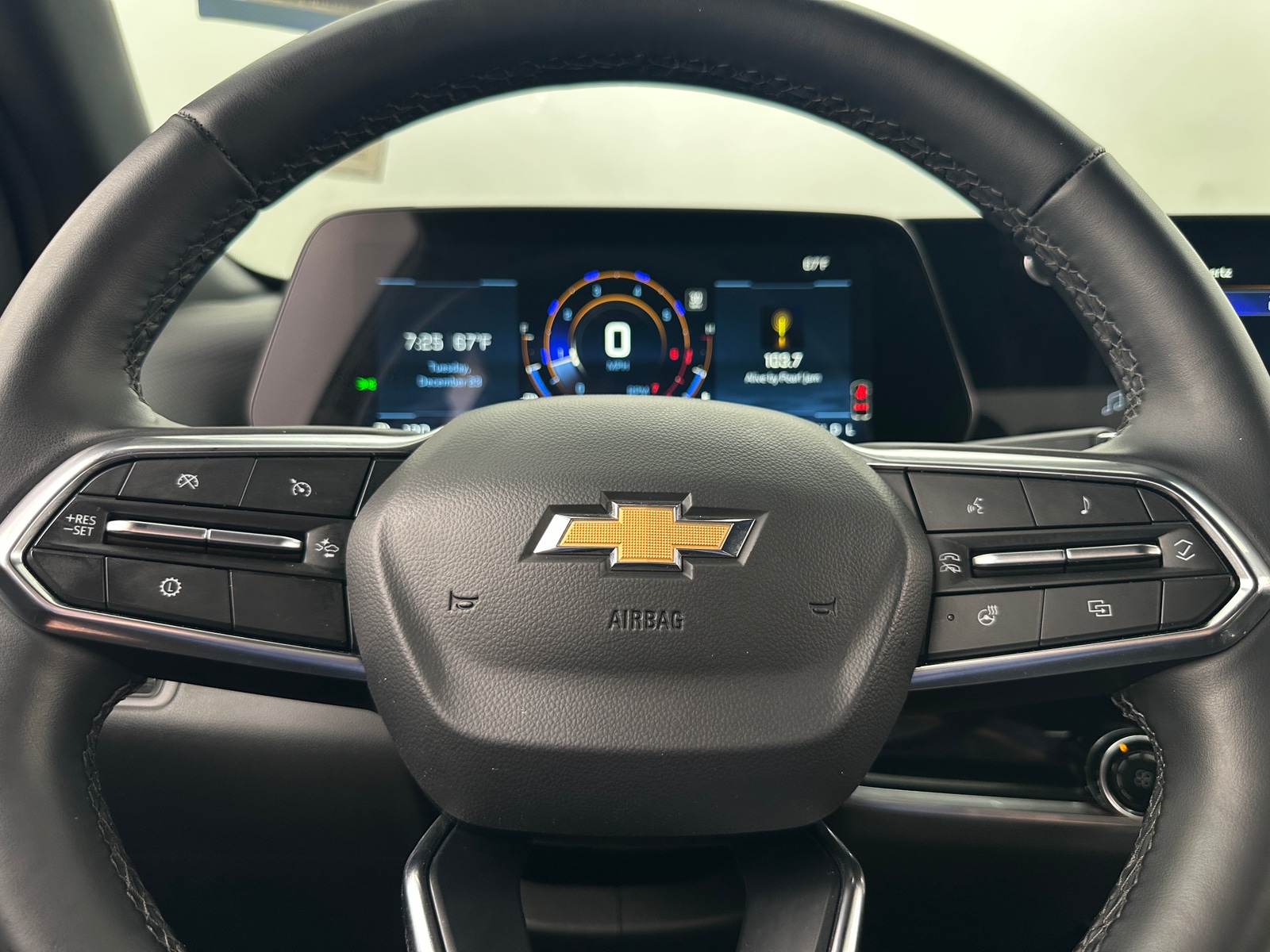 Thumbnail: 2025 Chevrolet Equinox - 5