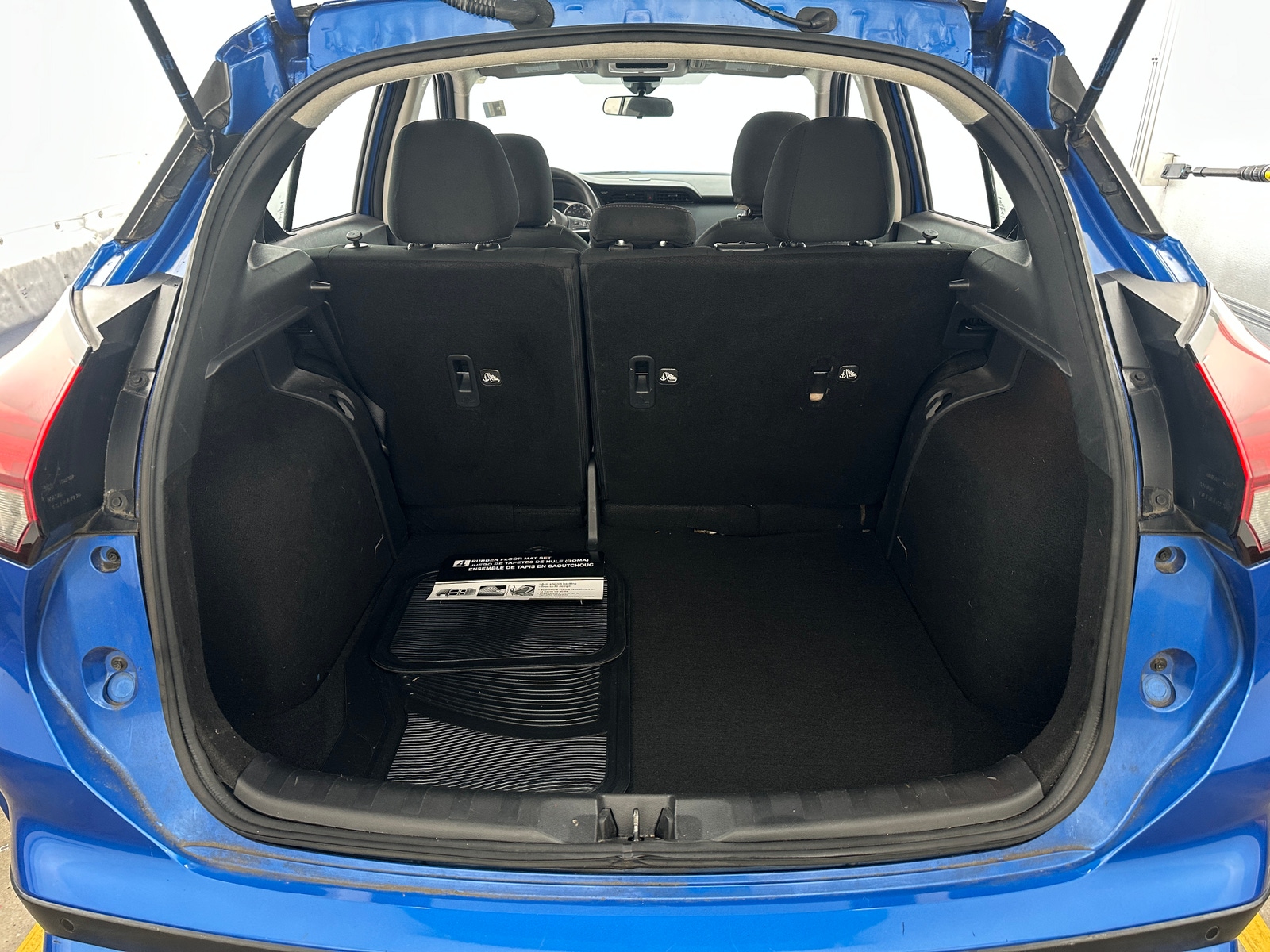 Thumbnail: 2021 Nissan Kicks - 7