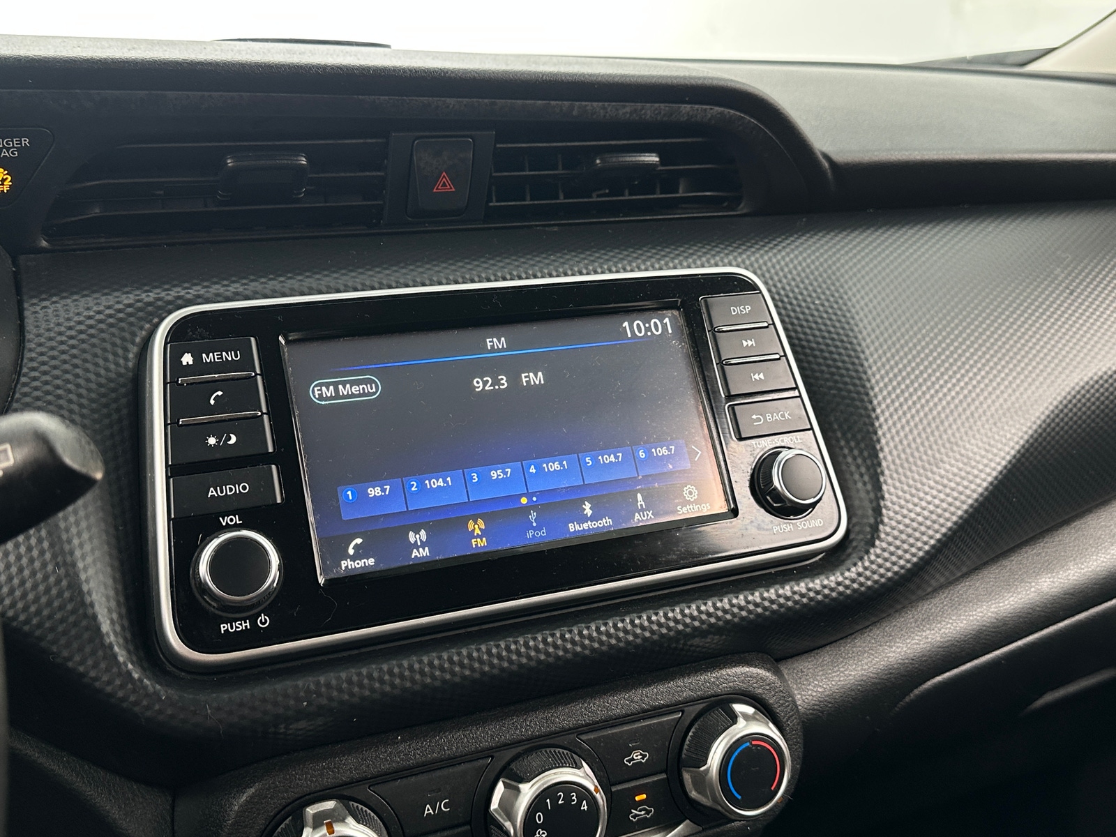 Thumbnail: 2021 Nissan Kicks - 4