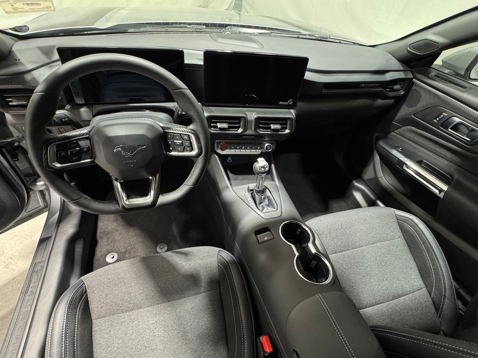 Thumbnail: 2025 Ford Mustang - 3