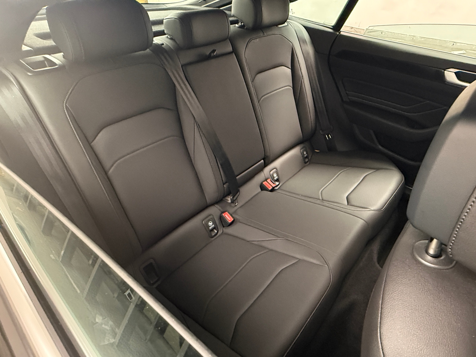 Thumbnail: 2023 Volkswagen Arteon - 5