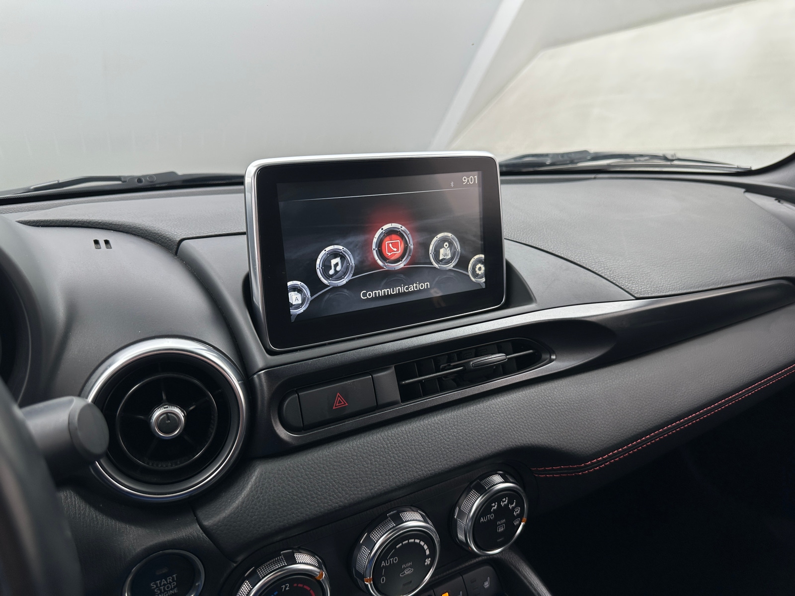 Thumbnail: 2017 Fiat 124 Spider - 3