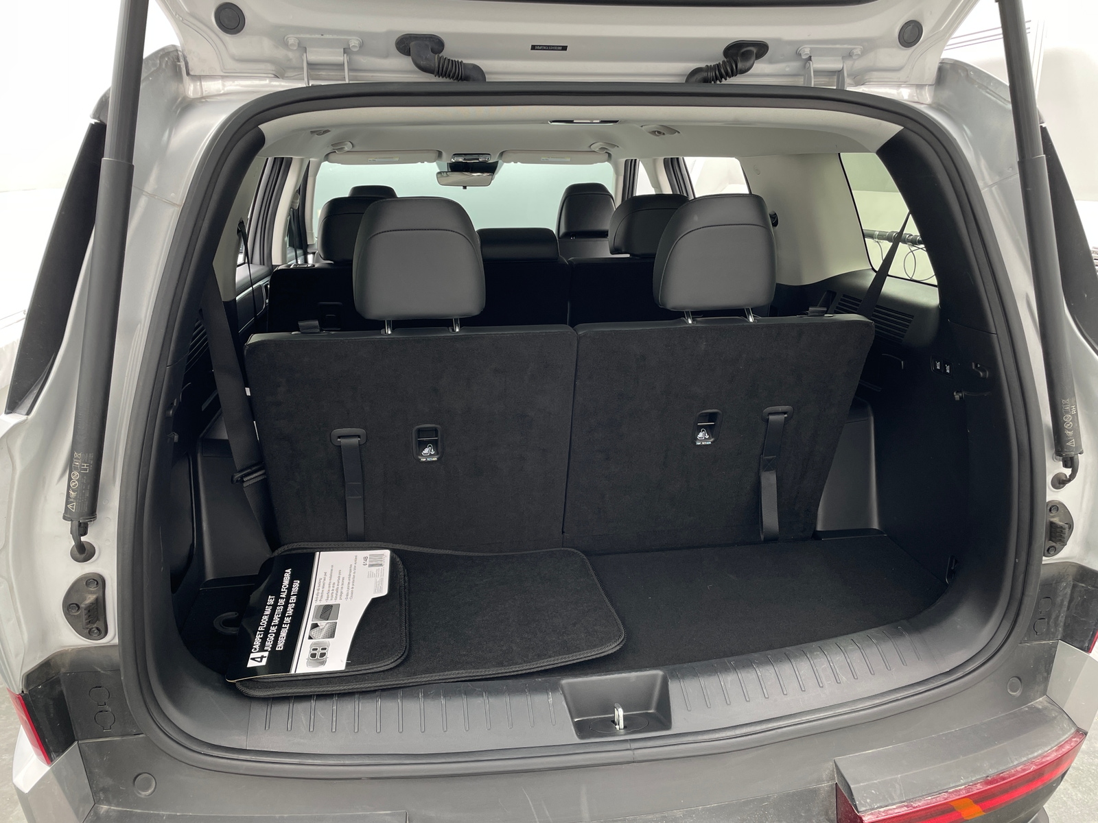 Thumbnail: 2025 Hyundai Santa Fe - 6