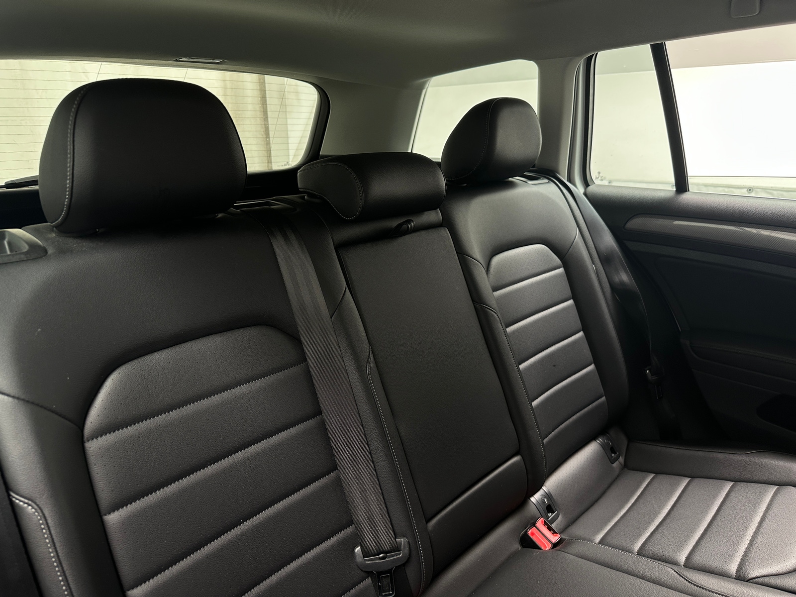 Thumbnail: 2019 Volkswagen Golf - 5