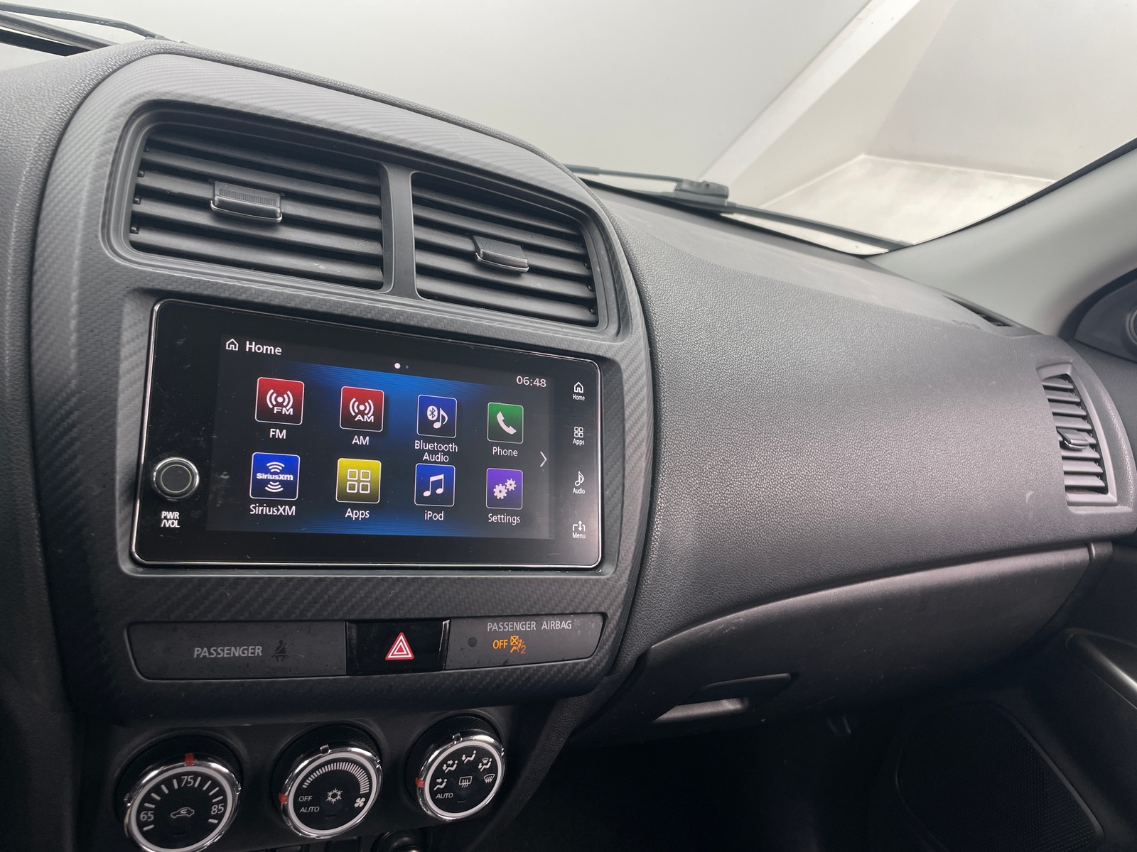 Thumbnail: 2018 Mitsubishi Outlander Sport - 4