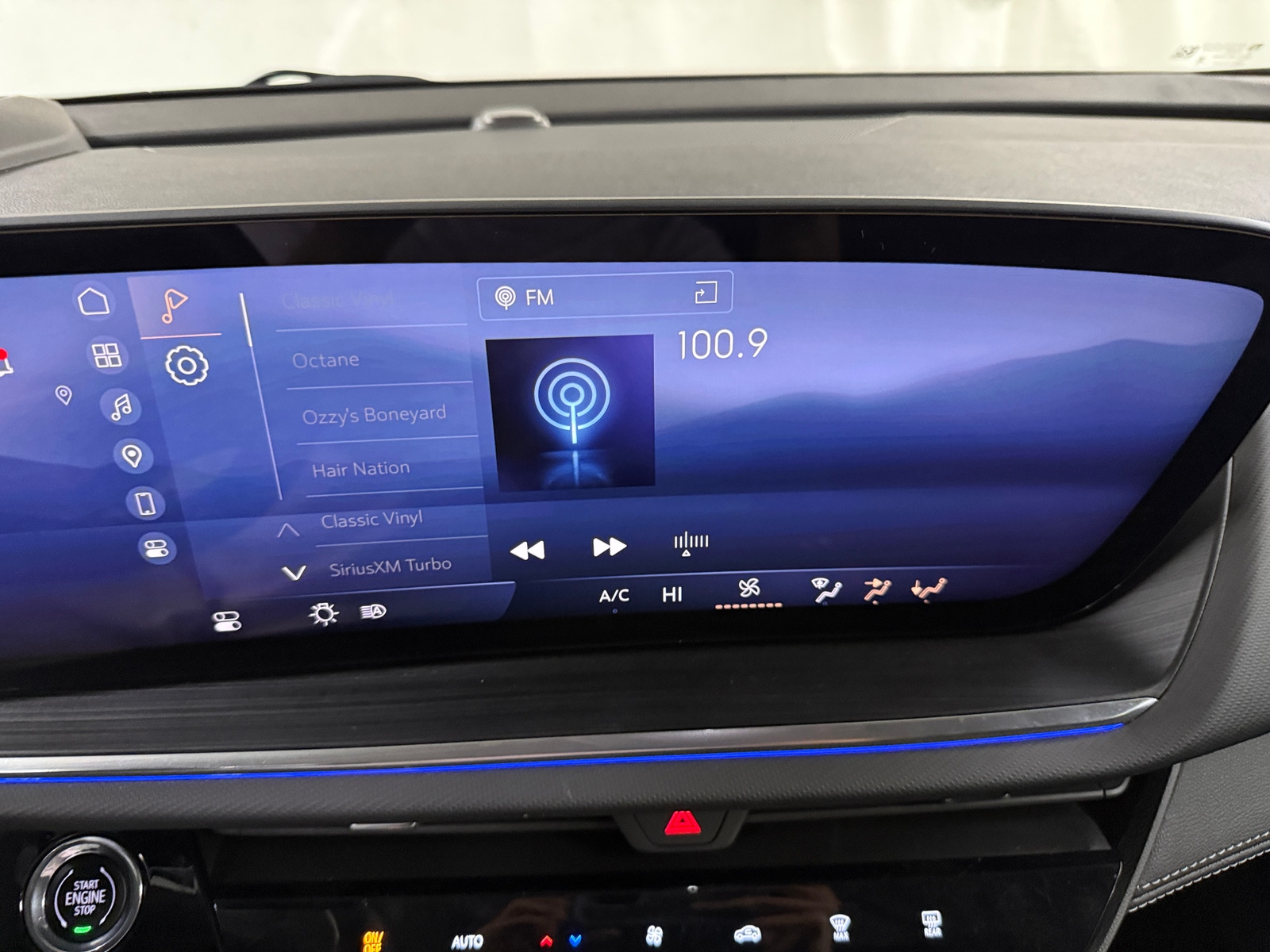 Thumbnail: 2025 Buick Envision - 3