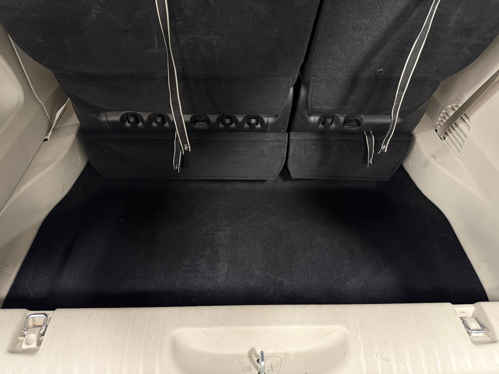 Thumbnail: 2024 Chrysler Pacifica - 6