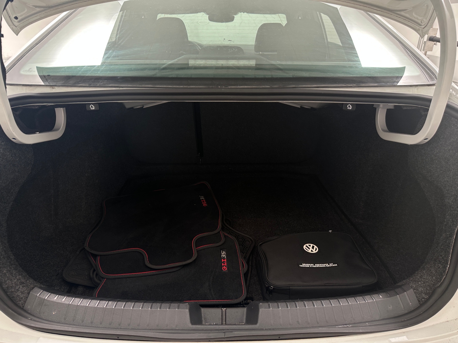 Thumbnail: 2019 Volkswagen Jetta - 7