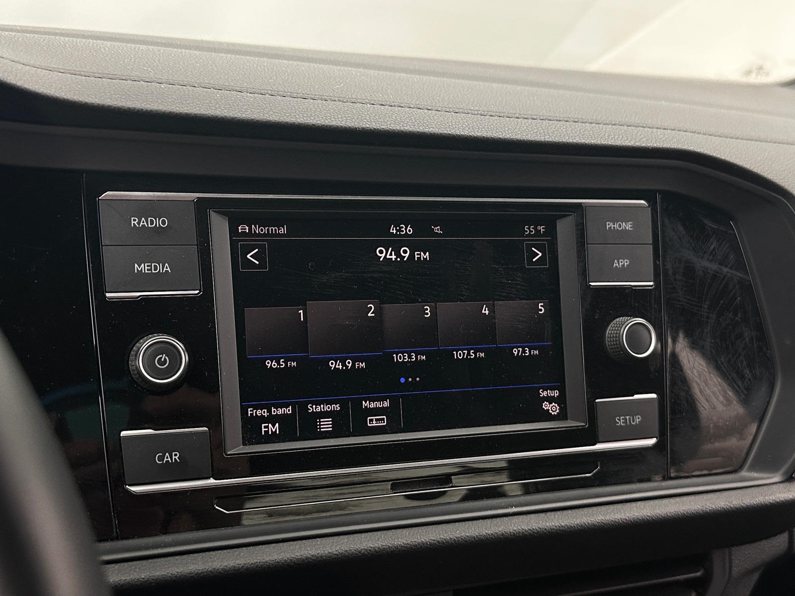 Thumbnail: 2019 Volkswagen Jetta - 4