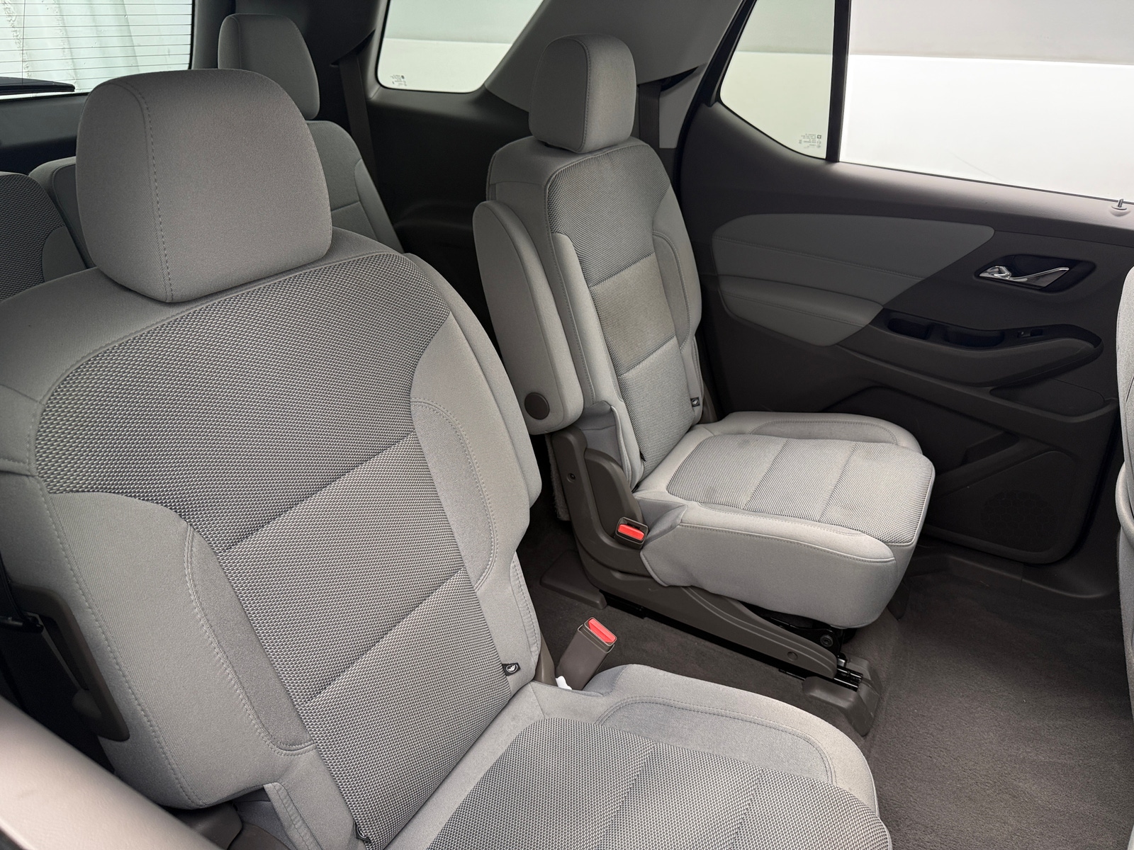 Thumbnail: 2021 Chevrolet Traverse - 6