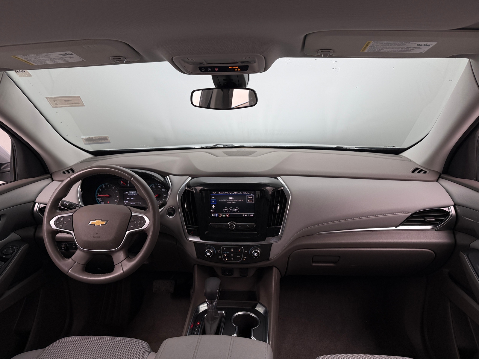 Thumbnail: 2021 Chevrolet Traverse - 3