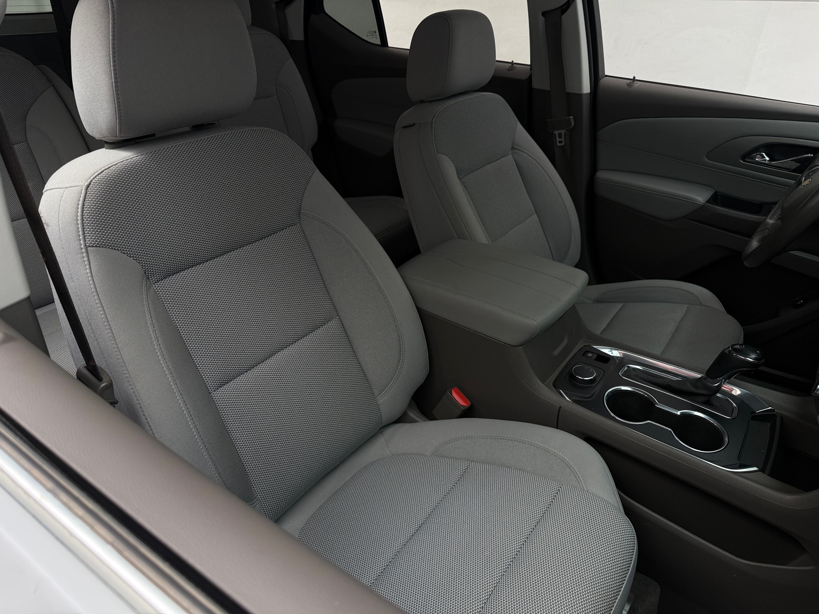 Thumbnail: 2020 Chevrolet Traverse - 2