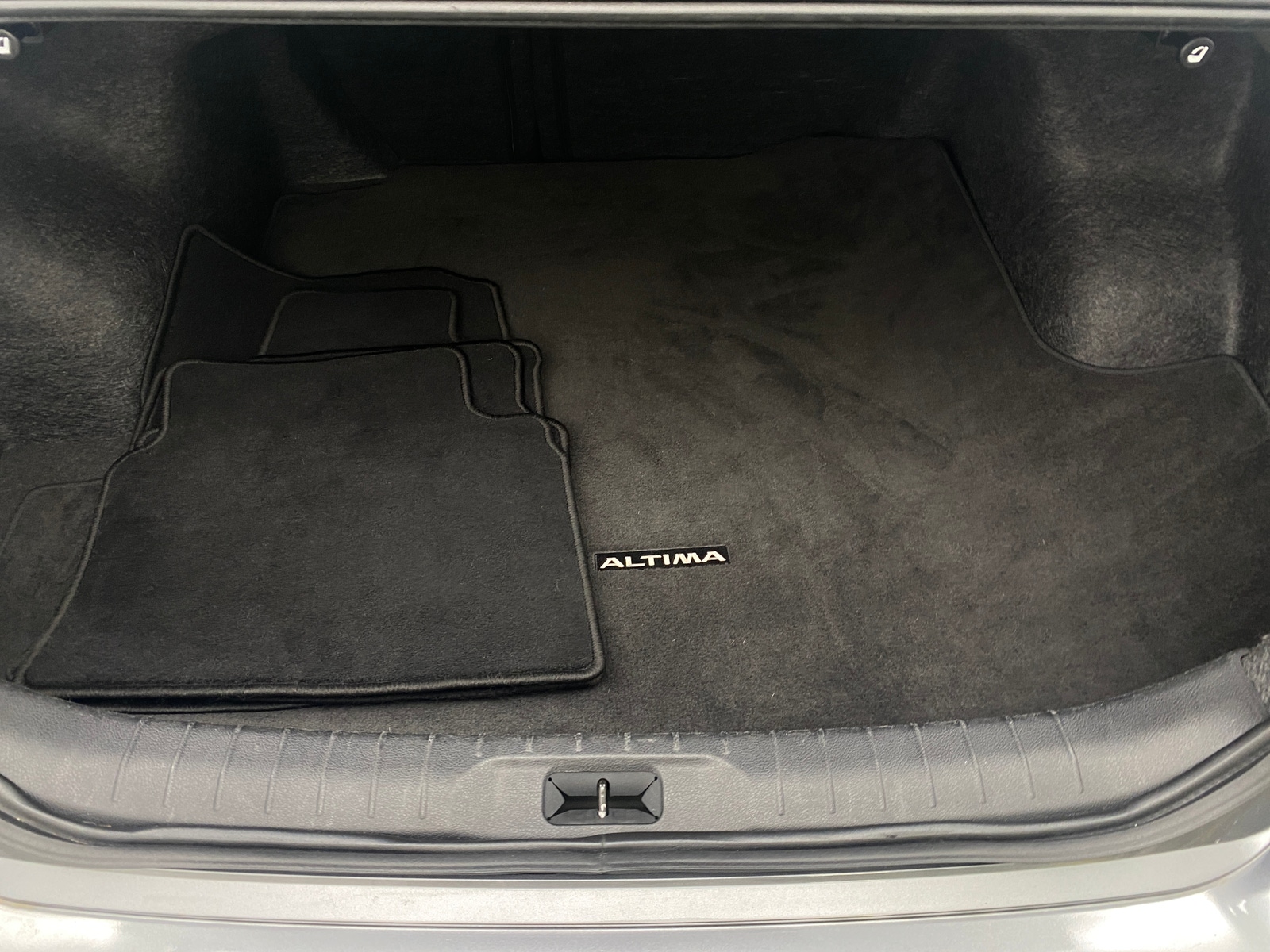 Thumbnail: 2024 Nissan Altima - 7