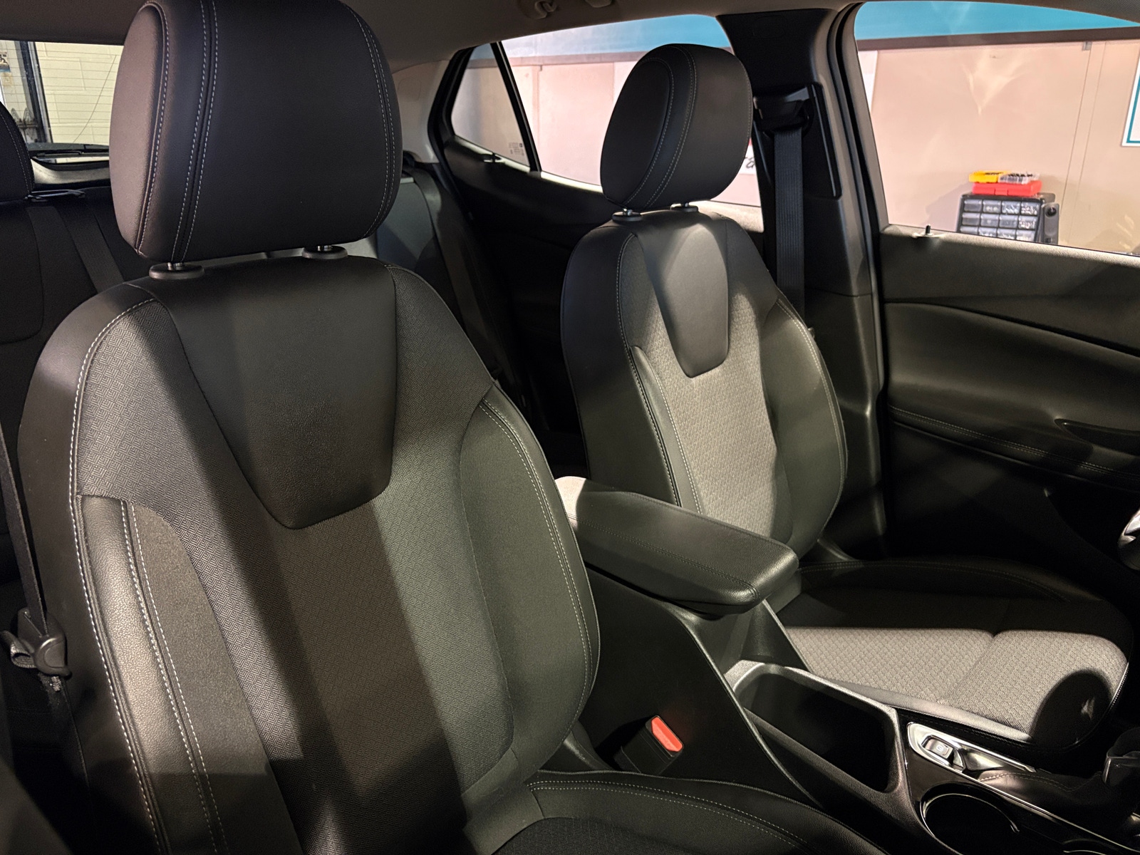Thumbnail: 2025 Buick Encore GX - 2