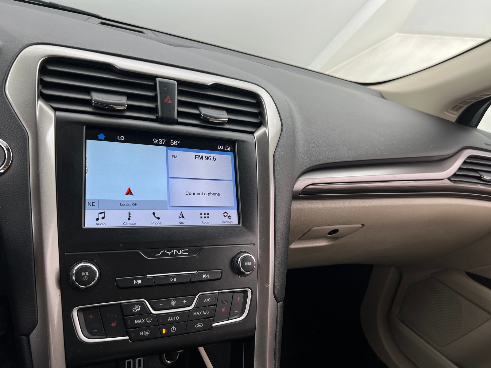 Thumbnail: 2019 Ford Fusion - 3