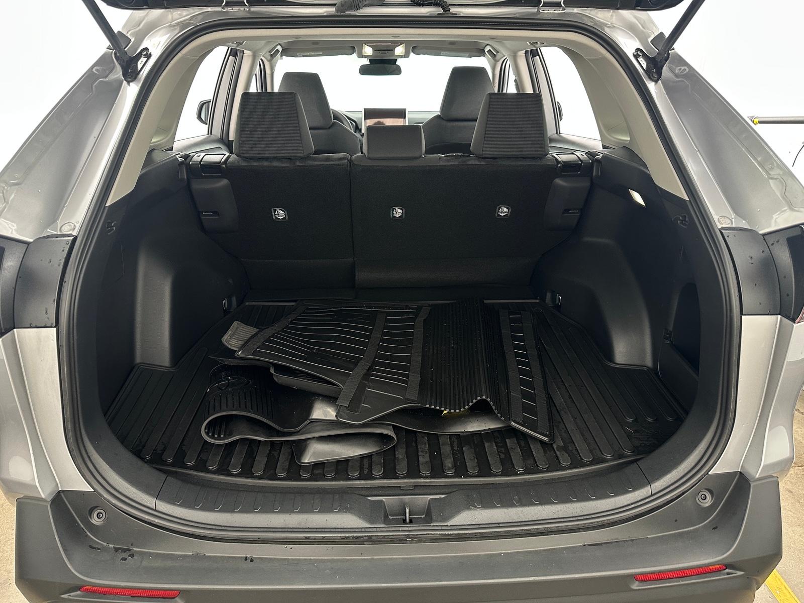 Thumbnail: 2024 Toyota RAV4 - 7