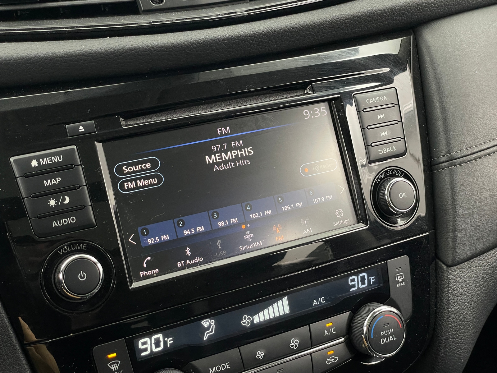 Thumbnail: 2020 Nissan Rogue - 3